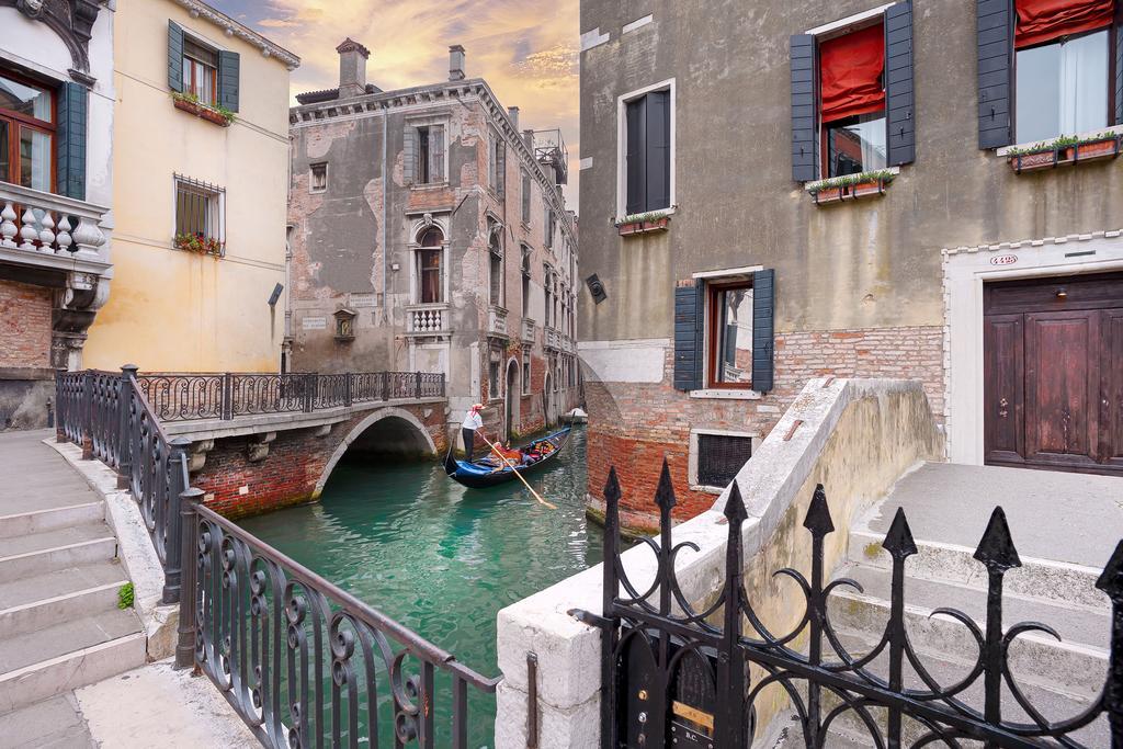דירות ונציה Charming House Iqs מראה חיצוני תמונה